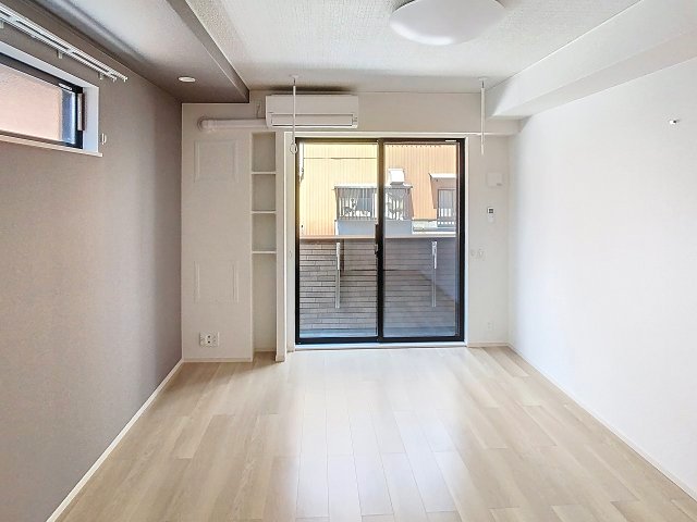 居室・リビング　2025年7月撮影※現況を優先します。