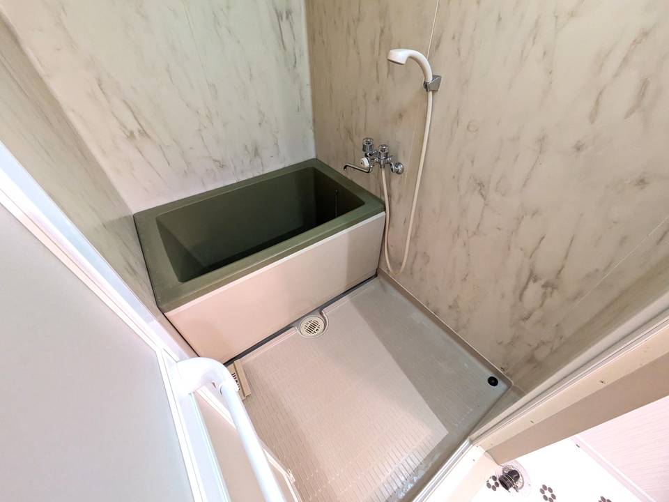 バス・シャワールーム　浴室