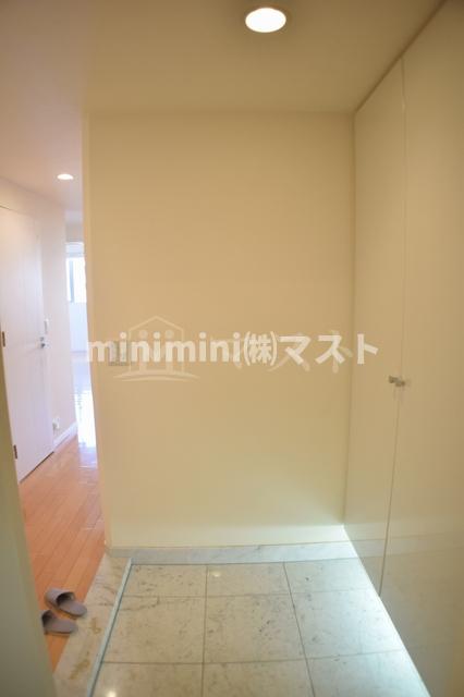 玄関　※別号室参考写真