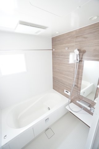 バス・シャワールーム　※同物件・同タイプの写真です。