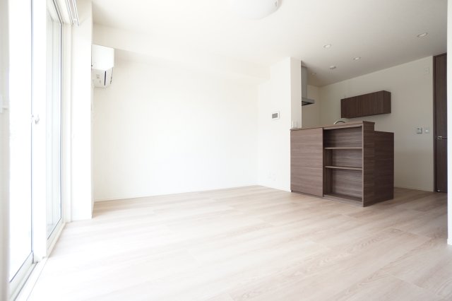 居室・リビング　※同物件・同タイプの写真です。