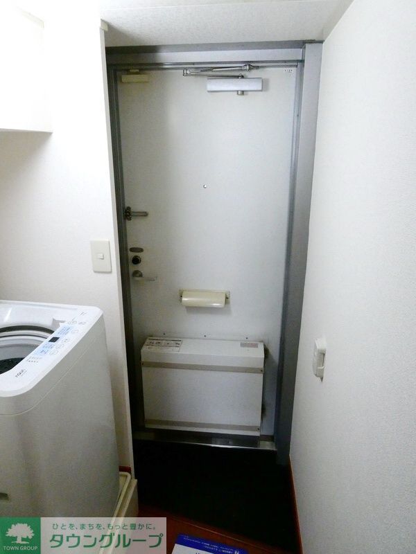玄関　洗面