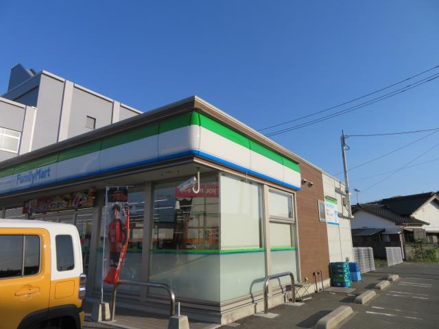 コンビニ　ファミリーマート（コンビニ）まで1891m