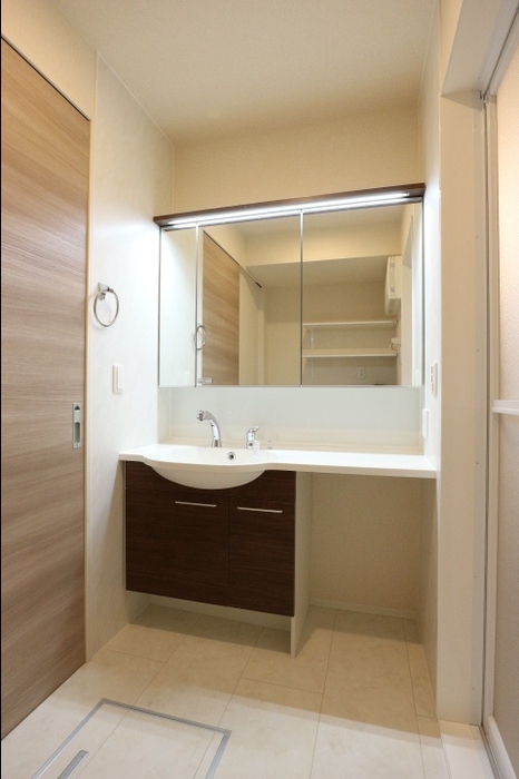 洗面設備　洗髪洗面化粧台