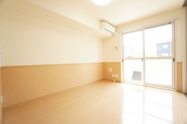 その他　※同物件、反転タイプの写真になります。