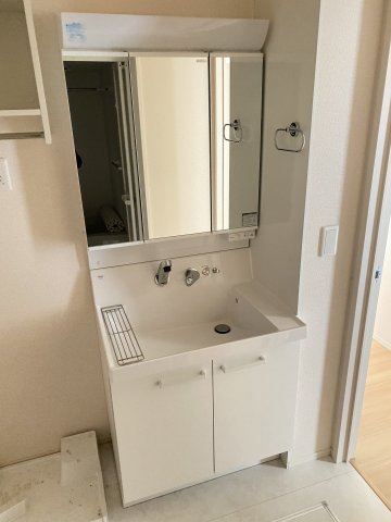 洗面設備　類似物件　ご参考にして下さい。