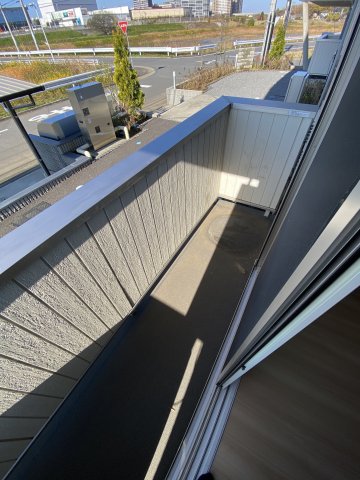 バルコニー　類似物件　ご参考にして下さい。