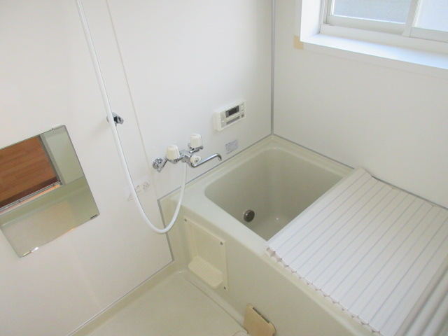 バス・シャワールーム　追焚機能付き浴室