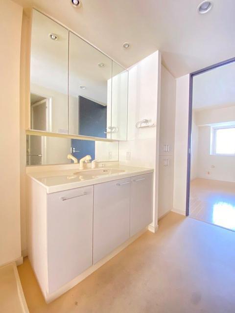 洗面設備　独立洗面台