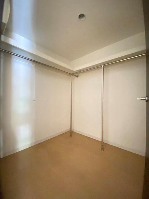 収納　ウォークインクローゼット