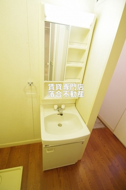 洗面設備　使いやすい独立洗面台