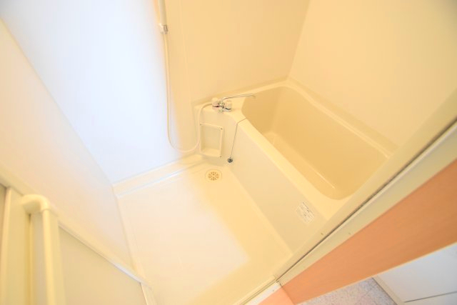 バス・シャワールーム　きれいなお風呂です