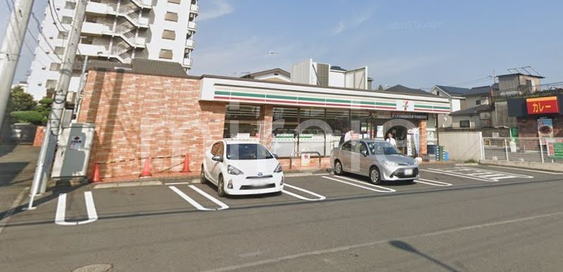 コンビニ　セブンイレブン大和深見店（コンビニ）まで350m