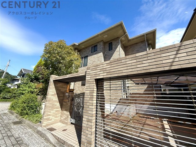 建物外観　駐車場付きです！