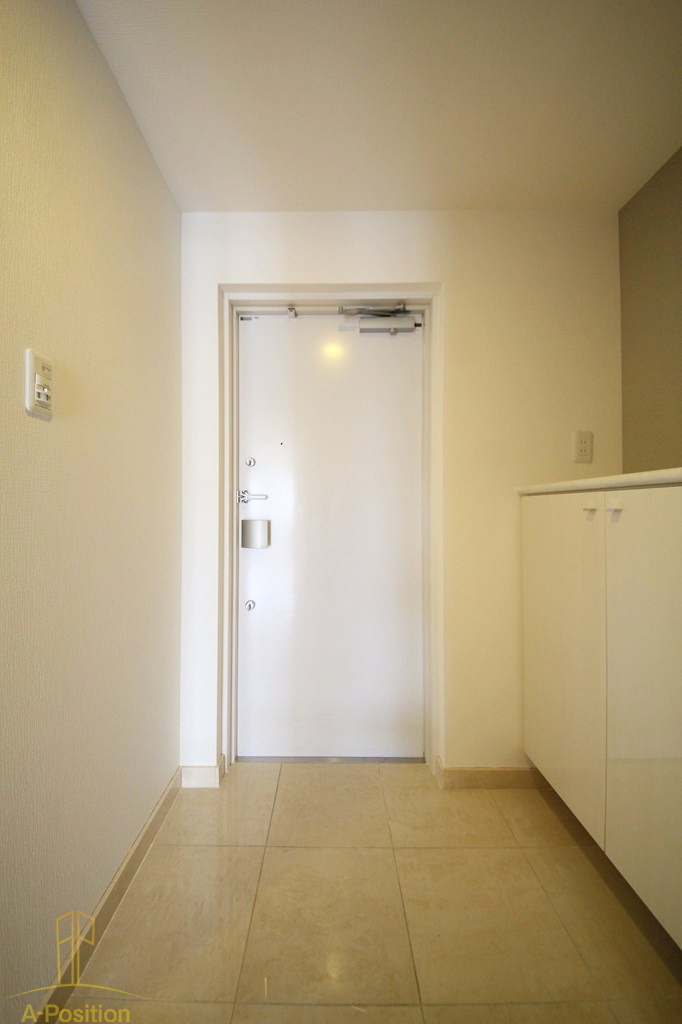 玄関　BRAVI南堀江