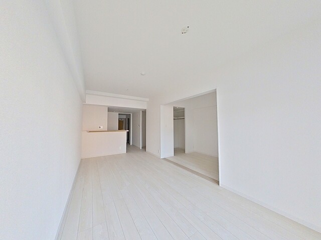 居室・リビング　建築中の２０１号写真