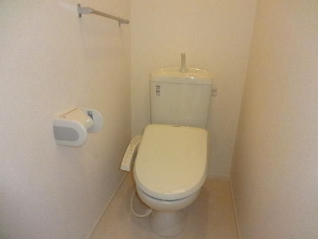 トイレ　♪温水洗浄便座♪