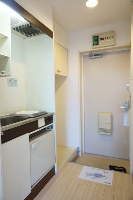 玄関　※２０１８年７月撮影