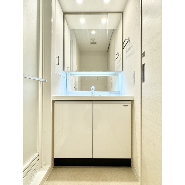 洗面設備　内廊下