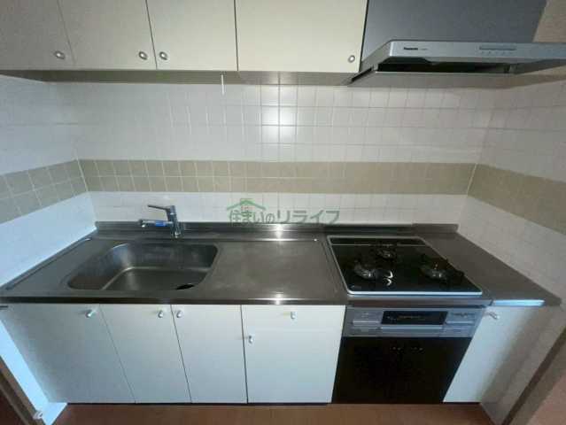 キッチン　※参考写真です。似た間取りの別部屋になります。