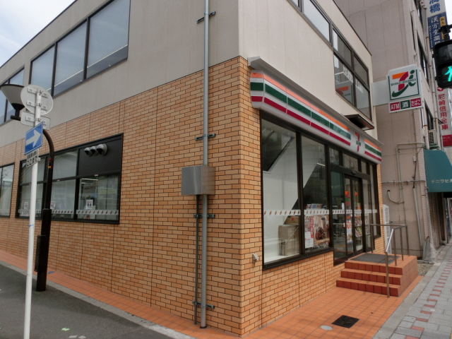 コンビニ　セブン－イレブン大阪天満橋京町店（コンビニ）まで513m