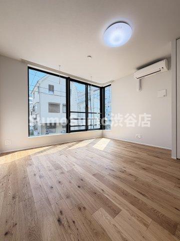 その他部屋・スペース　落ち着いて過ごせるお部屋なので、寝室にいかがでしょうか
