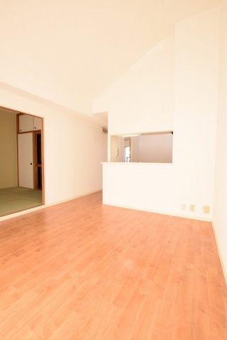 居室・リビング　リビング