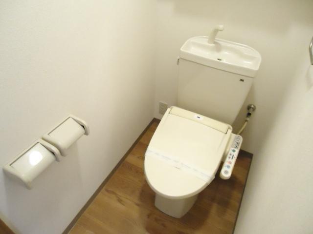 トイレ　シャワー付トイレ