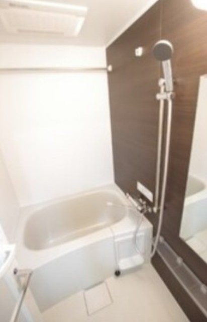 バス・シャワールーム　同仕様写真