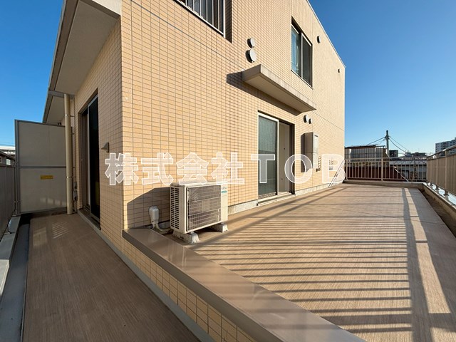 バルコニー　ルーフバルコニー