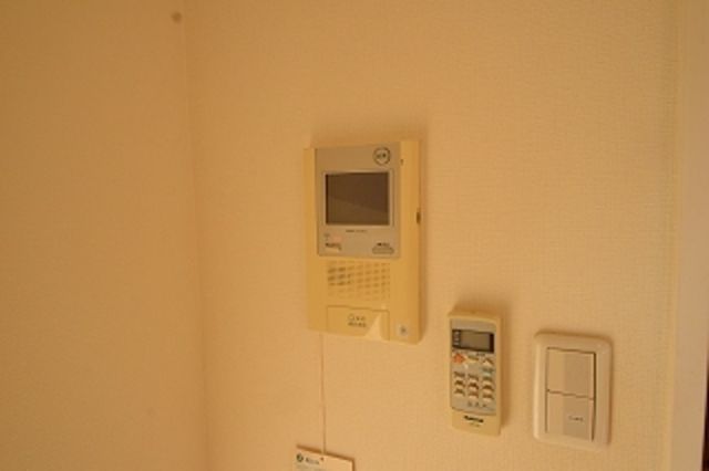 セキュリティ　★安心のモニター付きインタホン★
