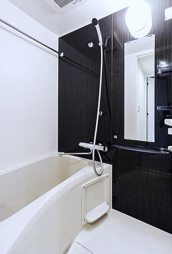 バス・シャワールーム　※別部屋参考写真