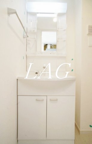 洗面設備　洗面台です。（同仕様です。）