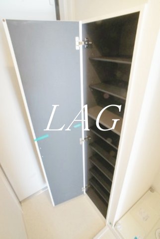 玄関　玄関です。（同仕様です。）