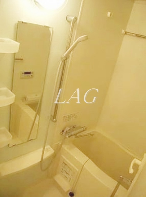 バス・シャワールーム　お風呂です。