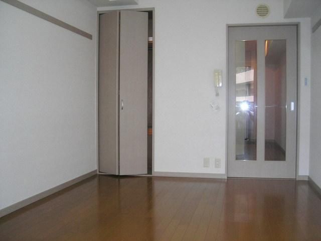 収納　★買い物便利な駅近マンション！都市ガス★