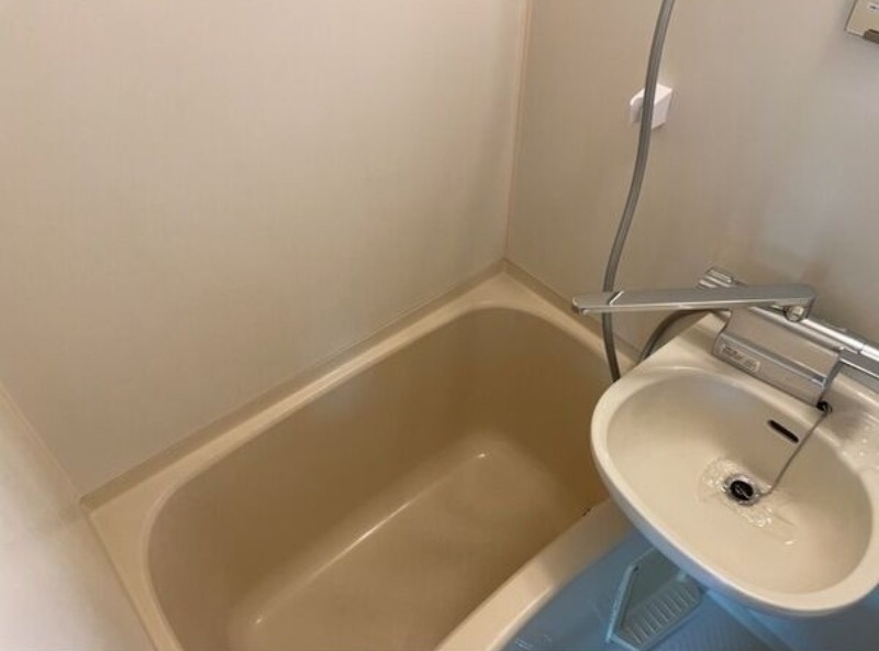 バス・シャワールーム　図面と現状に相違がある場合には現状を優先