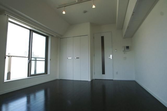 居室・リビング　※別部屋参考写真