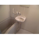 洗面設備　浴室内に洗面台あり♪