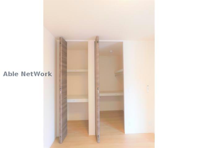 収納　南側洋室　WIC