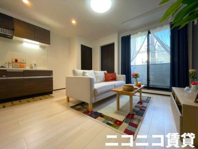 居室・リビング　モデルルームの写真のため、現状を優先致します。