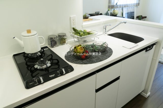 キッチン　★《見学予約受付中》設備充実レジデンス★