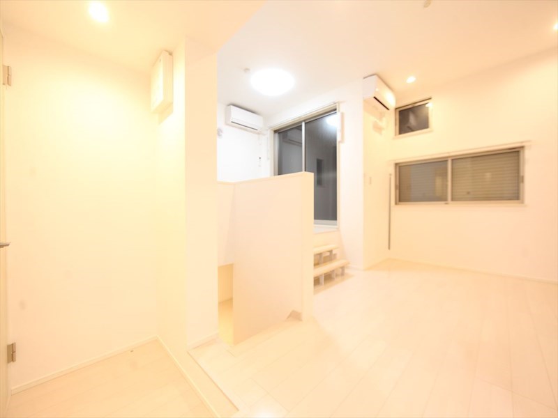 その他部屋・スペース　ＬＤＫ8.4帖　洋室3.8帖アンダーロフト3.3帖　同型写真