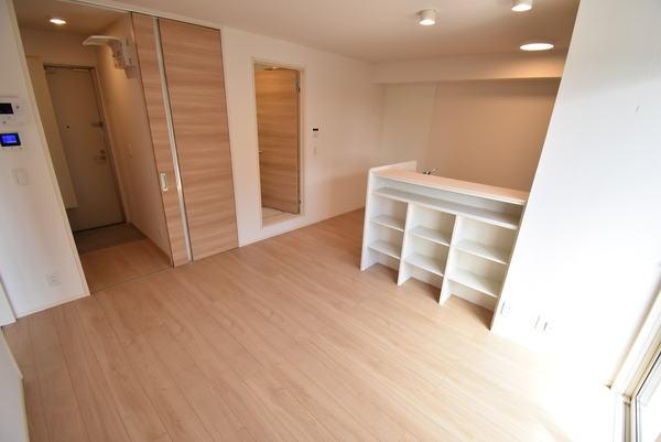 居室・リビング　※同物件別室※