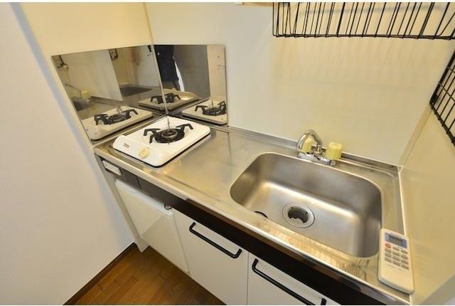 キッチン　ミニ冷蔵庫の設置はございません