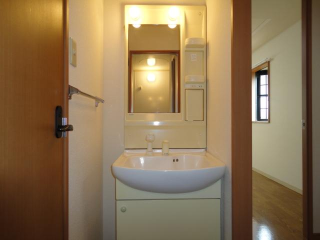 洗面設備　洗面化粧台（左右反転）（イメージ）