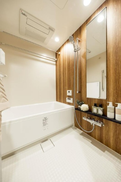 バス・シャワールーム