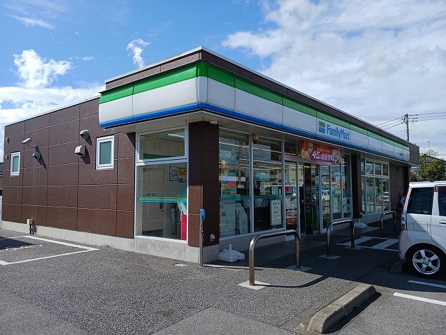コンビニ　ファミリーマート宇都宮野沢店（コンビニ）まで270m