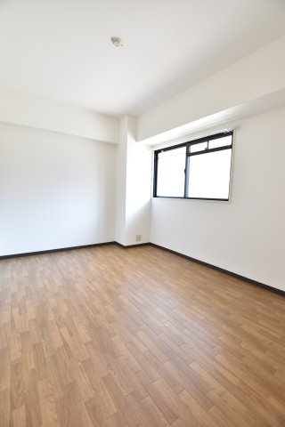 その他部屋・スペース　同物件、別号室の写真です。