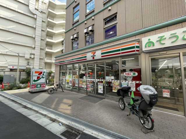 コンビニ　セブン-イレブン　川口駅SL青葉通り店（コンビニ）まで83m